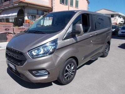 Usata Ford Tourneo Custom Trend 131 CV (96 kW) 2019 Grigio Furgone