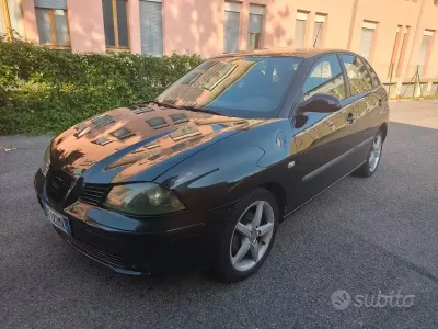 Usata Seat Ibiza Stylance 80 CV (58 kW) 2007 Nero Utilitaria