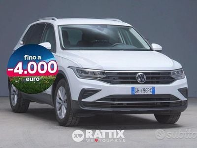 Usata VW Tiguan Life 150 CV (110 kW) 2021 White silver SUV