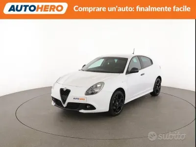 Usata Alfa Romeo Giulietta Tech Edition 120 CV (88 kW) 2019 Bianco Utilitaria