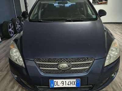 Begagnad Kia Ceed EX 116 HK (85 kW) 2007 Halvkombi