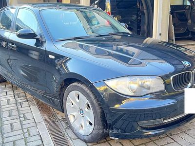 Usata BMW 118 143 CV (105 kW) 2009 Nero Utilitaria