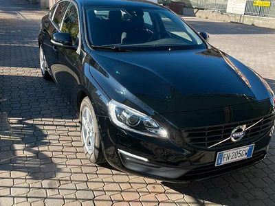 Usata Volvo S60 203 CV (149 kW) 2018 Nero Berlina