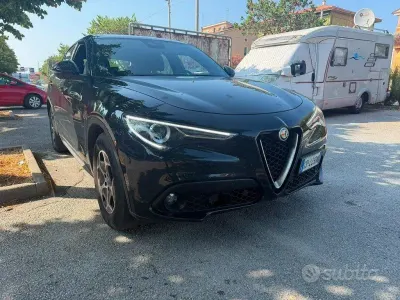 Usata Alfa Romeo Stelvio Business 160 CV (117 kW) 2023 Nero SUV