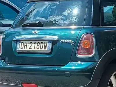 Usata Mini Cooper 109 CV (80 kW) 2007 Verde Utilitaria