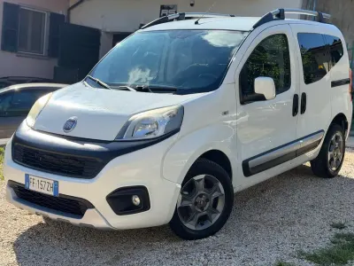 Usata Fiat Qubo Trekking 95 CV (69 kW) 2016 Bianco Monovolume