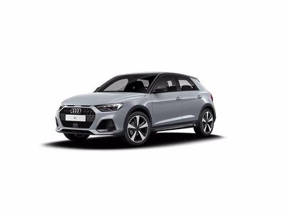Usata Audi A1 Design 110 CV (80 kW) 2020 Grigio freccia perla metallizzato SUV