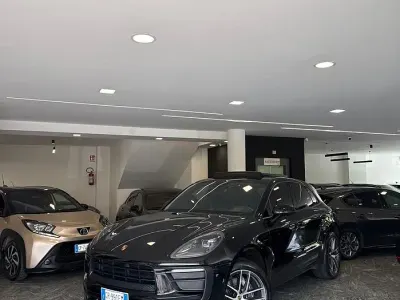 Usata Porsche Macan 265 CV (194 kW) 2022 Nero SUV