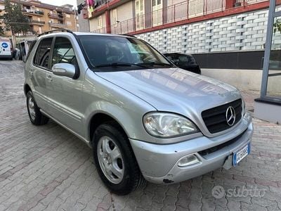 Mercedes ML270