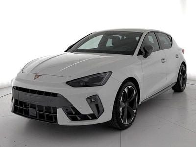 Usata Cupra Leon 150 CV (110 kW) 2025 Bianco pastello Berlina
