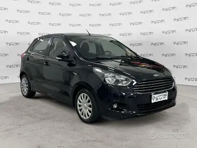 Usata Ford Ka Ultimate 86 CV (63 kW) 2017 Nero Berlina