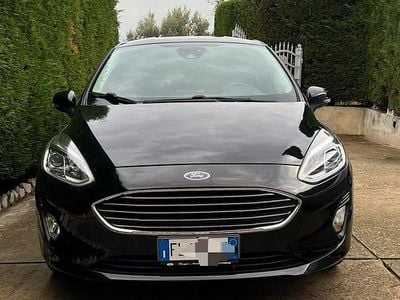 Usata Ford Fiesta Titanium 85 CV (62 kW) 2018 Nero Utilitaria