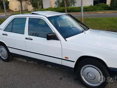 Usata Mercedes 190 122 CV (89 kW) 1988 Bianco Berlina