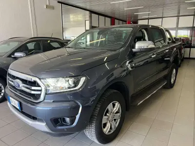 Usata Ford Ranger Limited 213 CV (156 kW) 2023 Grigio Pick-up