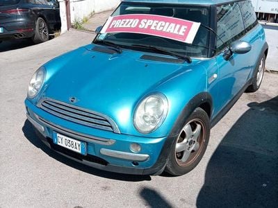 Begagnad Mini One D 88 HK (64 kW) 2005 Blå Halvkombi