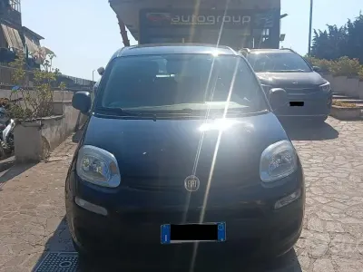 Usata Fiat Panda Lounge 69 CV (50 kW) 2017 Nero Utilitaria