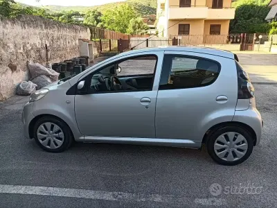 Usata Citroën C1 68 CV (50 kW) 2009 Grigio Utilitaria