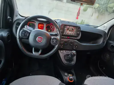 Usata Fiat Panda Cross Cross 85 CV (62 kW) 2021 Bianco Utilitaria