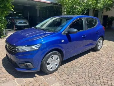 Usata Dacia Sandero 101 CV (74 kW) 2022 Blu Berlina