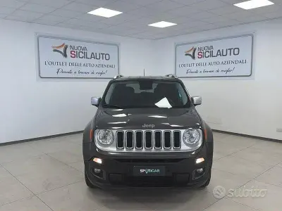 Usata Jeep Renegade Limited 140 CV (102 kW) 2017 Grigio SUV