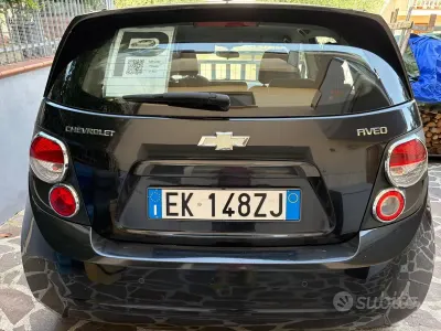 Usata Chevrolet Aveo 86 CV (63 kW) 2011 Nero Berlina