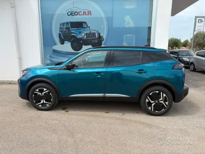 Nuova Peugeot 2008 Allure 101 CV (74 kW) 2026 Blu SUV