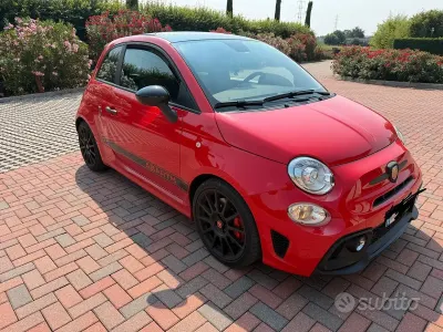 Usata Abarth 595 Esseesse 180 CV (132 kW) 2021 Rosso Berlina