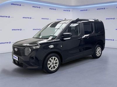 Usata Ford Tourneo Courier Titanium 125 CV (91 kW) 2024 Verde Monovolume