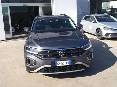 Usata VW T-Roc Life 116 CV (85 kW) 2022 Indium grey SUV