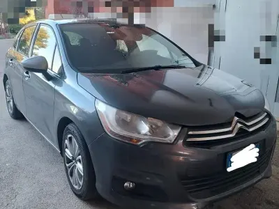 Käytetty Citroën C4 Seduction 114 HP (83 kW) 2014 Sedan