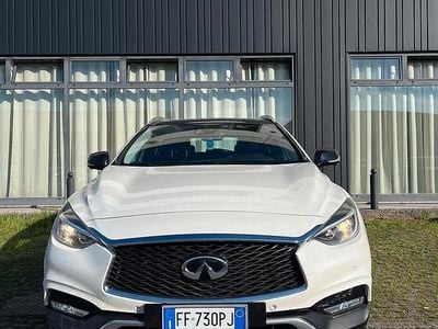 Usata Infiniti QX30 Premium 170 CV (125 kW) 2017 Bianco SUV