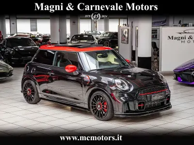 Usata Mini John Cooper Works 231 CV (169 kW) 2023 Midnight black ii Utilitaria