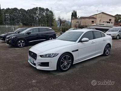Usata Jaguar XE R-Sport 180 CV (132 kW) 2016 Bianco Berlina