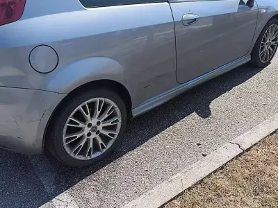 Usata Fiat Punto 131 CV (96 kW) 2006 Grigio Utilitaria