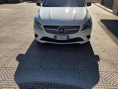 Usata Mercedes CLA200 136 CV (100 kW) 2015 Bianco Berlina