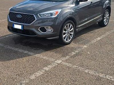 Usata Ford Kuga 120 CV (88 kW) 2016 Marrone SUV