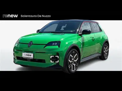 Nuova Renault 5 E-Tech Komfort 110 kW (150 CV) 2025 Verde chiaro