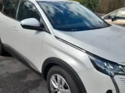 Usata Peugeot 3008 131 CV (96 kW) 2021 SUV
