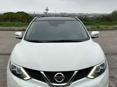 Usata Nissan Qashqai Tekna 150 CV (110 kW) 2017 Bianco SUV