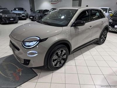 Usata Fiat 600 La Prima 145 CV (106 kW) 2025 Giallo SUV