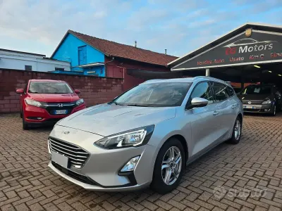 Usata Ford Focus Business Edition 120 CV (88 kW) 2019 Grigio Station wagon