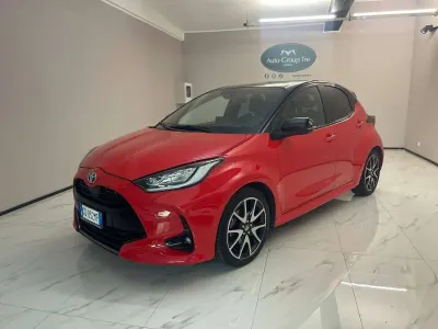 Usata Toyota Yaris Hybrid 92 CV (67 kW) 2020 Other Berlina