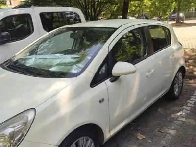 Usata Opel Corsa 95 CV (69 kW) 2011 Giallo Utilitaria