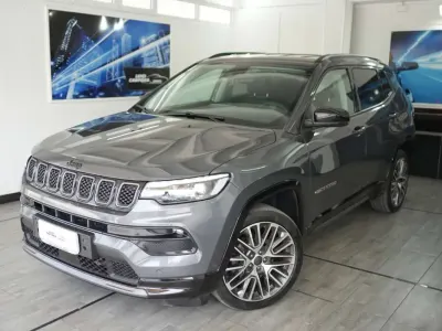 Usata Jeep Compass Summit 131 CV (96 kW) 2025 Grigio SUV