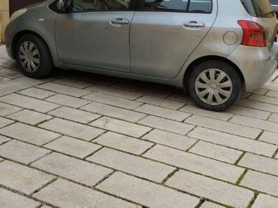 Usata Toyota Yaris 2008 Grigio Utilitaria