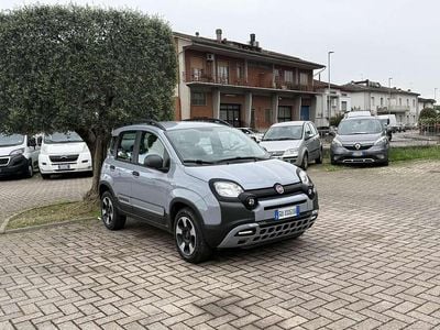 Begagnad Fiat Panda Cross Cross 95 HK (69 kW) 2017 Grå Halvkombi