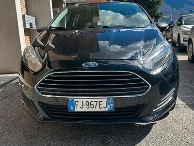 Usata Ford Fiesta 2015 Nero Berlina