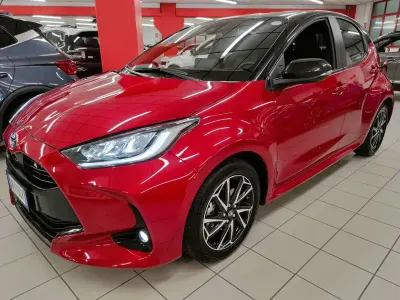 Usata Toyota Yaris Hybrid Style 92 CV (67 kW) 2023 Other Berlina