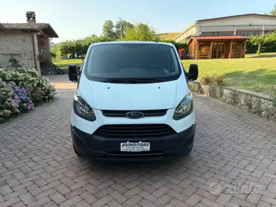 Usata Ford Transit Custom 105 CV (77 kW) 2017 Bianco Furgone