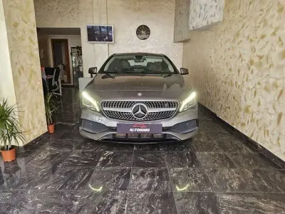 Usata Mercedes CLA220 177 CV (130 kW) 2017 Nero Coupé